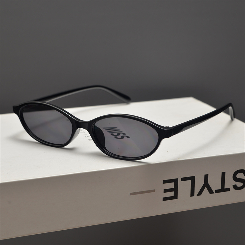 New Retro Oval Cat Eye Sunglas - Street Fashion Glasses ulasan dan harga